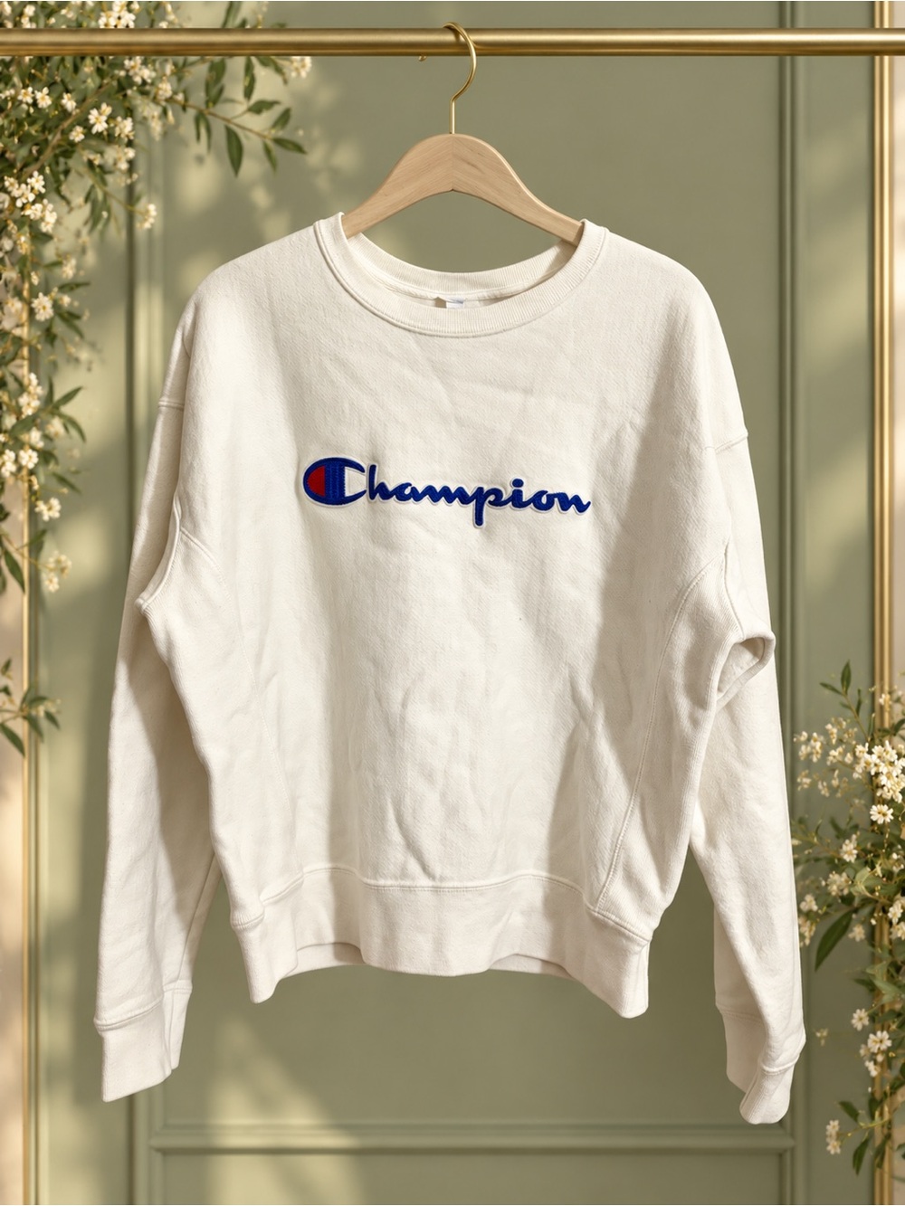 Champion Reverse Weave GF750 Chenille Script Sweatshirt Women’s M White